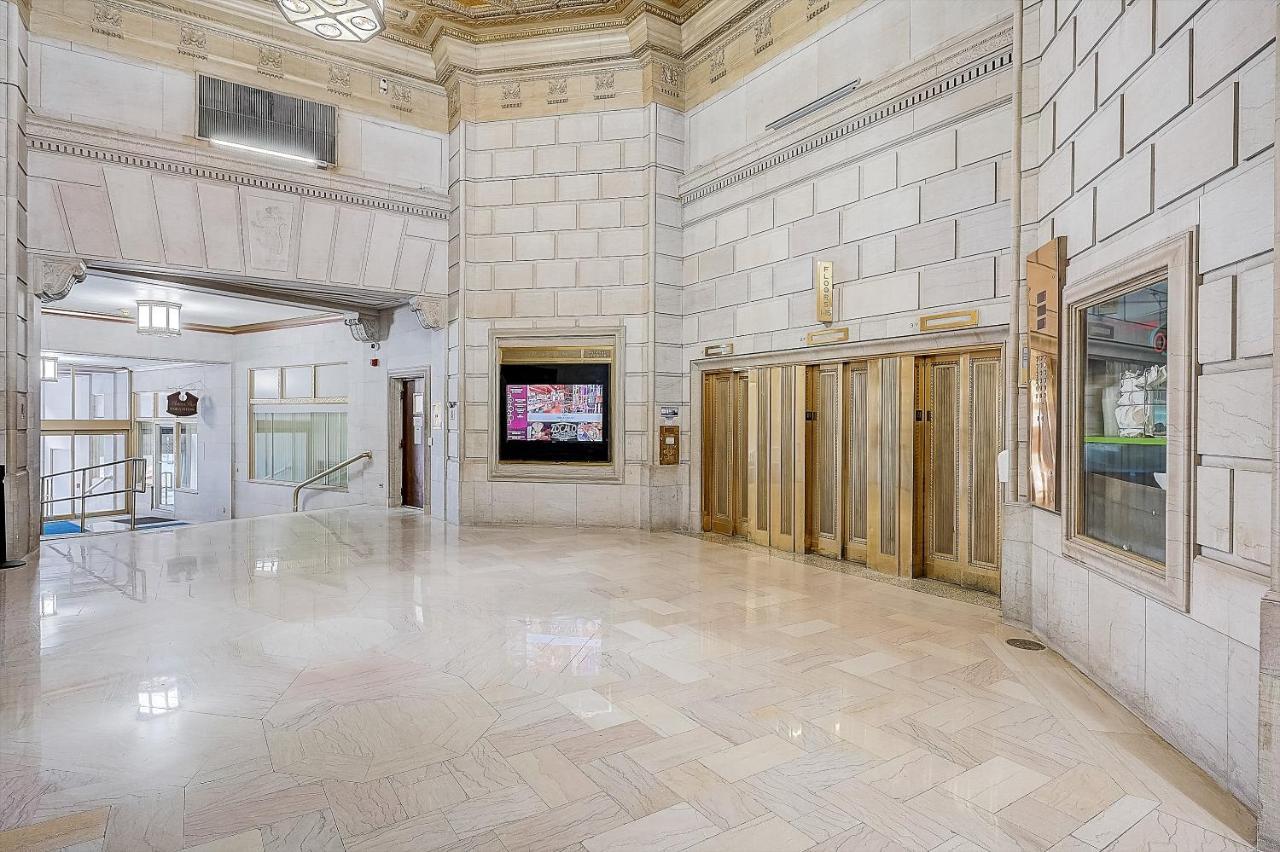 Frontdesk Lofts At 629 Euclid Downtown Cleveland Apartment Exterior foto